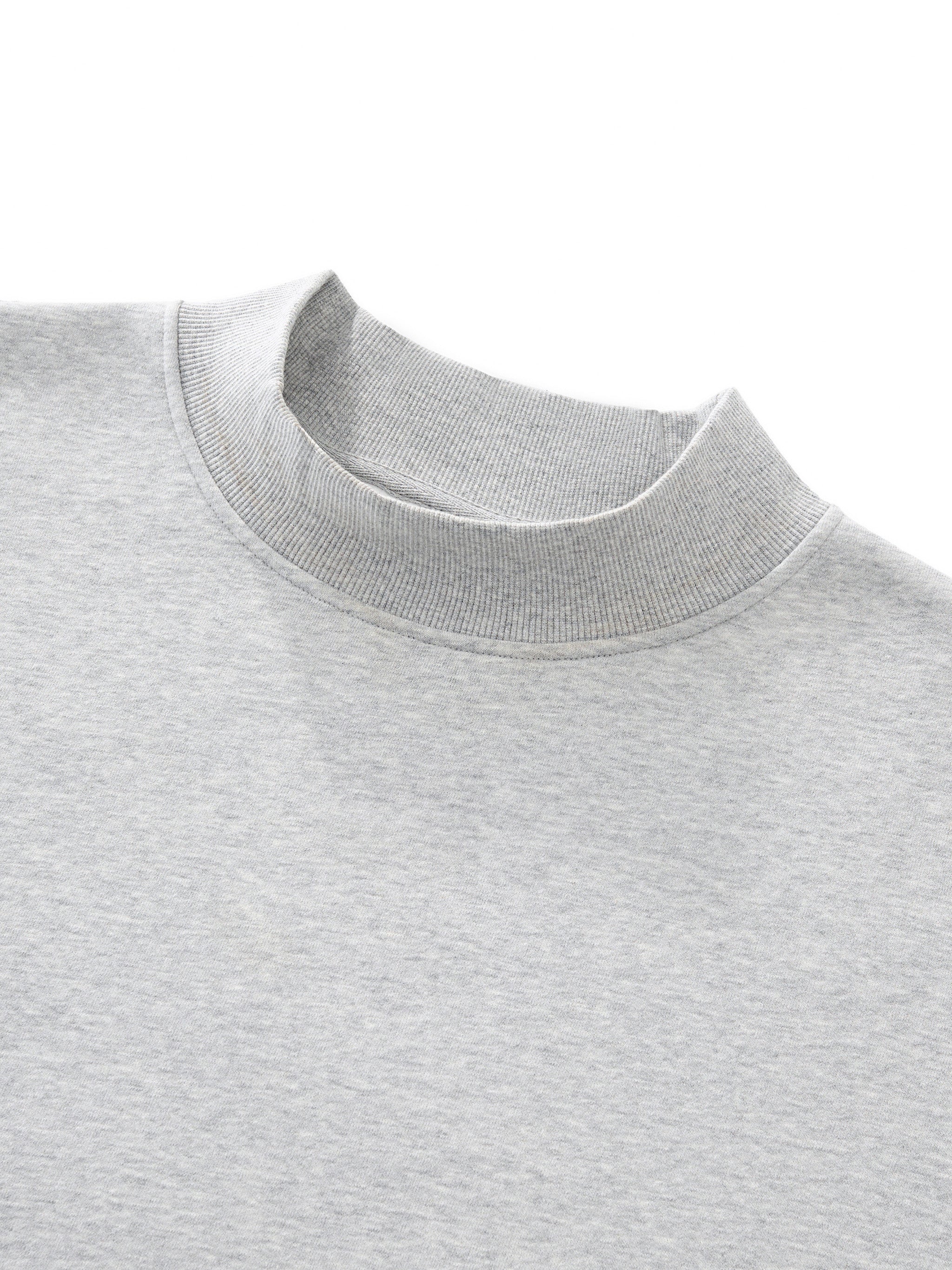 Essential Fleece Mock-Neck Crew Sweatshirt fabric detail view 1
