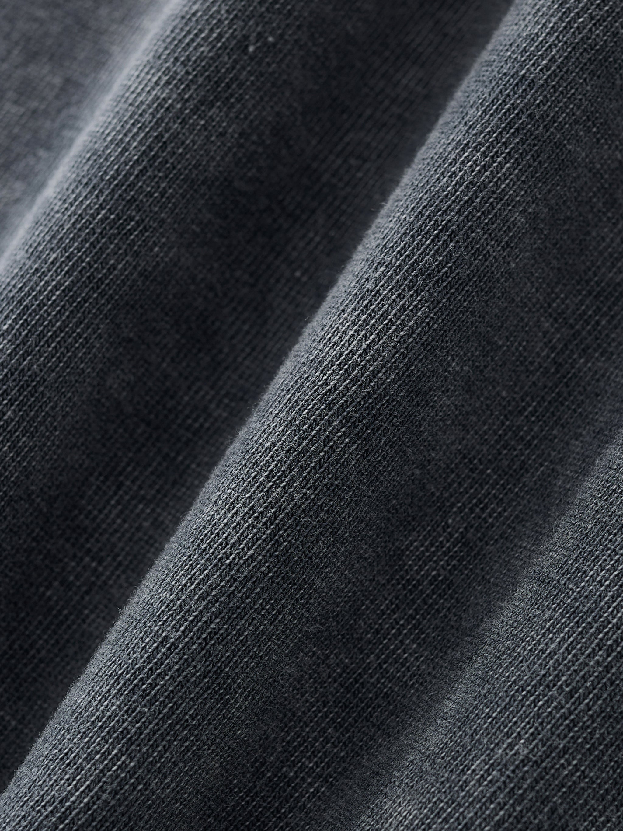 Snow Wash Raw-Hem Boxy T-shirt fabric detail view 4