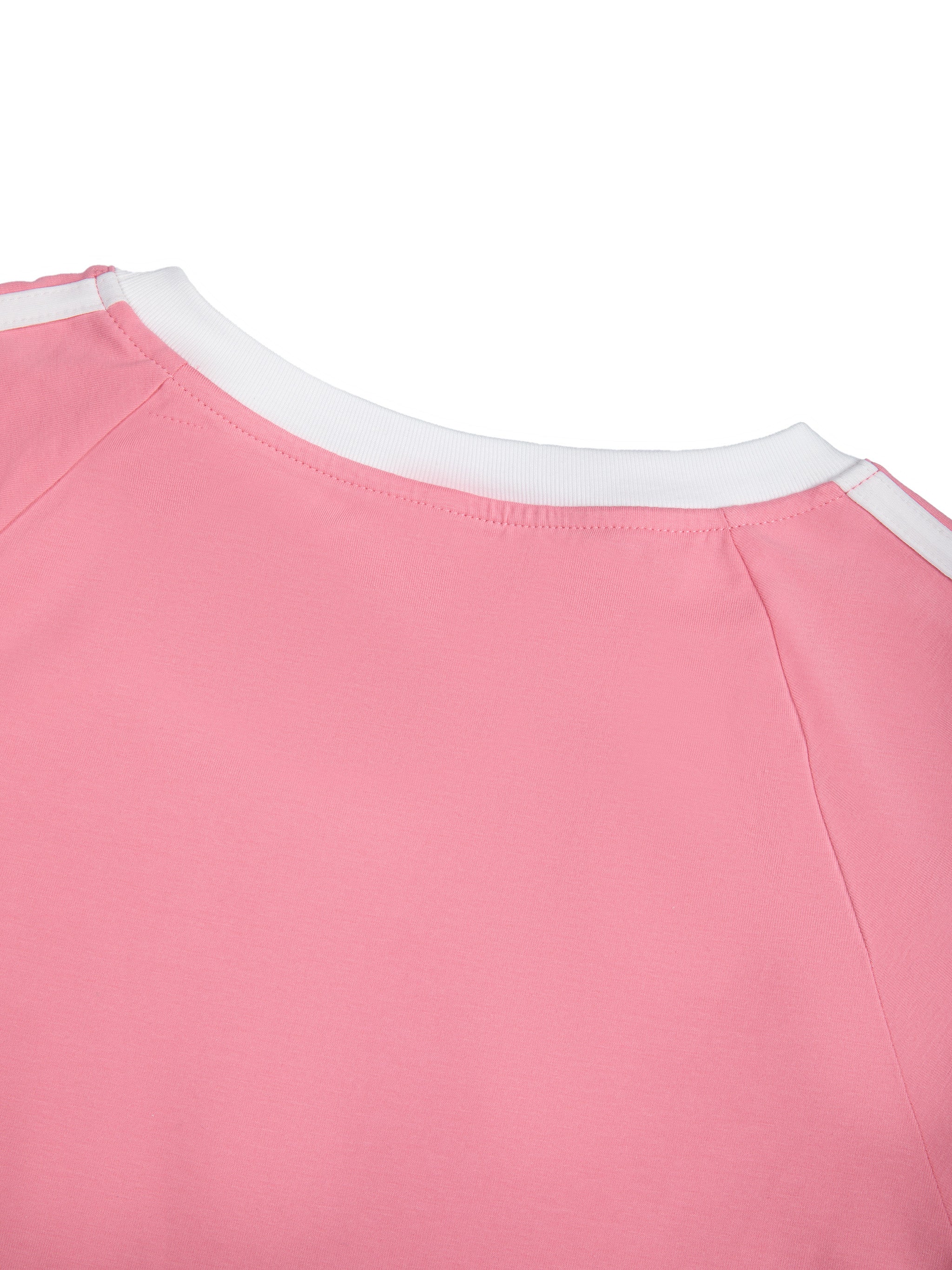 Women’s Raglan Crop T-Shirt fabric detail view 4